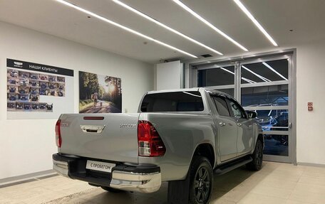 Toyota Hilux VIII, 2020 год, 4 200 000 рублей, 4 фотография