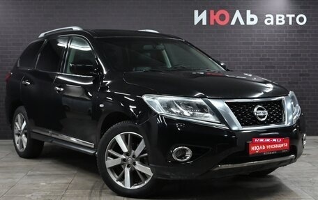 Nissan Pathfinder, 2014 год, 2 300 000 рублей, 3 фотография