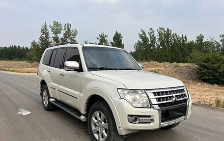 Mitsubishi Pajero IV, 2019 год, 3 999 123 рублей, 4 фотография