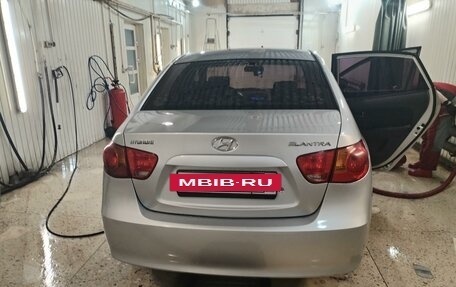 Hyundai Elantra IV, 2009 год, 780 000 рублей, 2 фотография