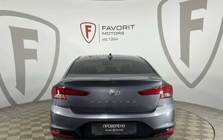 Hyundai Elantra VI рестайлинг, 2019 год, 1 900 000 рублей, 3 фотография