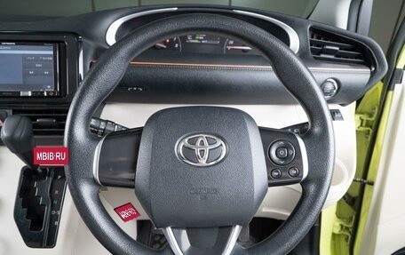 Toyota Sienta II, 2016 год, 1 349 000 рублей, 16 фотография