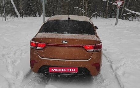 KIA Rio IV, 2018 год, 1 070 000 рублей, 2 фотография