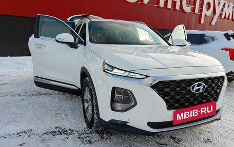 Hyundai Santa Fe IV, 2019 год, 3 100 000 рублей, 2 фотография