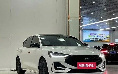 Ford Focus IV, 2021 год, 1 350 100 рублей, 2 фотография