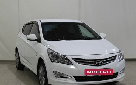 Hyundai Solaris II рестайлинг, 2016 год, 997 000 рублей, 3 фотография