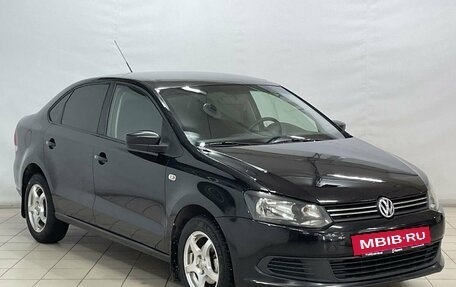 Volkswagen Polo VI (EU Market), 2012 год, 850 000 рублей, 2 фотография