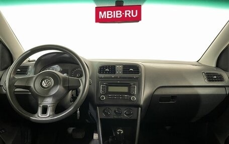 Volkswagen Polo VI (EU Market), 2012 год, 850 000 рублей, 11 фотография