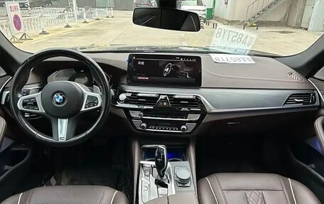 BMW 5 серия, 2021 год, 4 560 000 рублей, 8 фотография