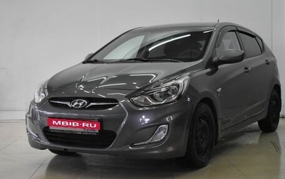 Hyundai Solaris II рестайлинг, 2012 год, 745 000 рублей, 1 фотография