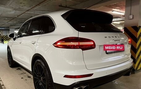 Porsche Cayenne III, 2016 год, 6 790 000 рублей, 11 фотография