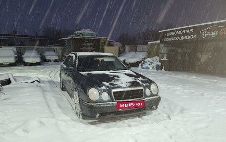 Mercedes-Benz E-Класс, 1997 год, 415 999 рублей, 3 фотография