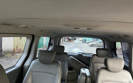 Hyundai Grand Starex Grand Starex I рестайлинг 2, 2016 год, 2 299 000 рублей, 10 фотография