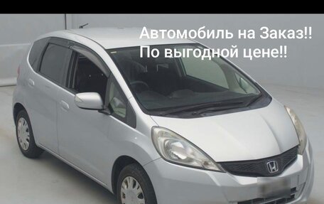 Honda Fit III, 2012 год, 780 000 рублей, 1 фотография