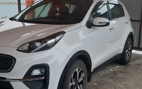 KIA Sportage IV рестайлинг, 2021 год, 2 850 000 рублей, 2 фотография