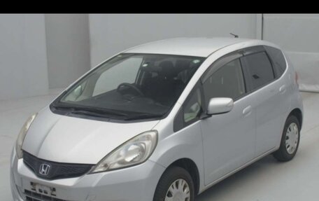 Honda Fit III, 2012 год, 780 000 рублей, 5 фотография