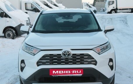 Toyota RAV4, 2020 год, 3 699 000 рублей, 3 фотография