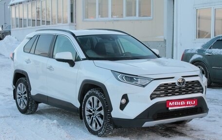 Toyota RAV4, 2020 год, 3 699 000 рублей, 4 фотография