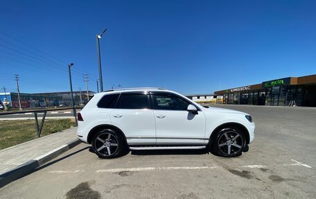 Volkswagen Touareg III, 2012 год, 3 100 000 рублей, 2 фотография