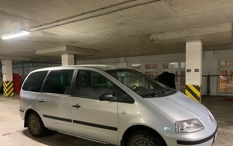 Volkswagen Sharan I рестайлинг, 2003 год, 550 000 рублей, 2 фотография