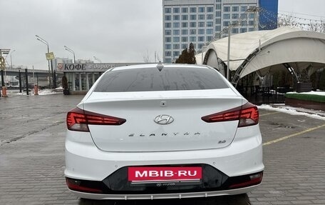 Hyundai Elantra VI рестайлинг, 2019 год, 1 690 000 рублей, 3 фотография