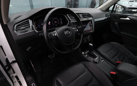 Volkswagen Tiguan II, 2019 год, 3 250 000 рублей, 11 фотография