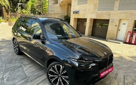 BMW X7, 2022 год, 22 300 000 рублей, 2 фотография