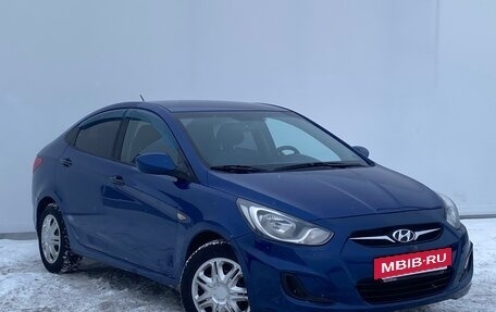 Hyundai Solaris II рестайлинг, 2011 год, 620 000 рублей, 3 фотография