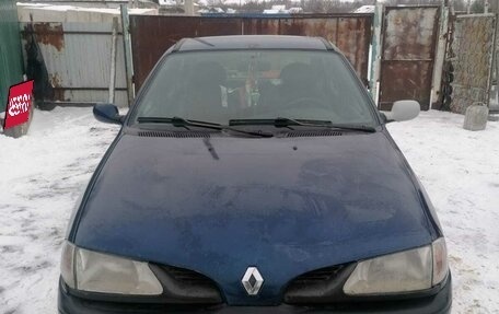 Renault Megane II, 1999 год, 200 000 рублей, 3 фотография