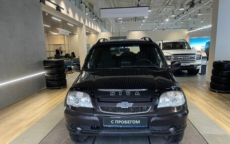 Chevrolet Niva I рестайлинг, 2013 год, 599 000 рублей, 2 фотография