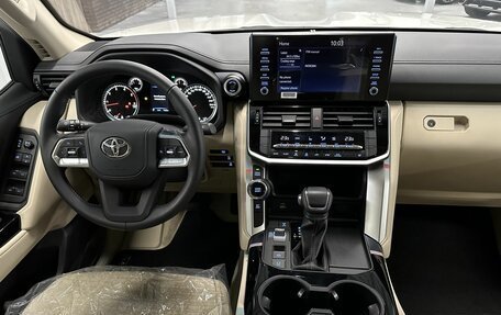 Toyota Land Cruiser, 2022 год, 13 000 000 рублей, 11 фотография