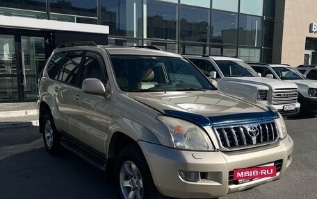 Toyota Land Cruiser Prado 120 рестайлинг, 2006 год, 1 999 000 рублей, 2 фотография