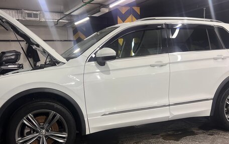 Volkswagen Tiguan II, 2018 год, 3 900 000 рублей, 20 фотография