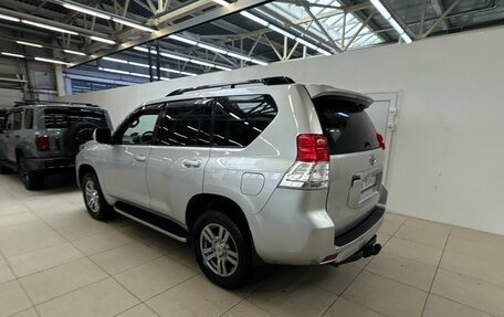 Toyota Land Cruiser Prado 150 рестайлинг 2, 2012 год, 2 599 000 рублей, 2 фотография