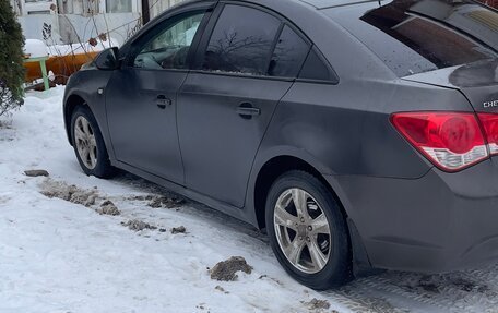 Chevrolet Cruze II, 2013 год, 950 000 рублей, 3 фотография