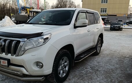 Toyota Land Cruiser Prado 150 рестайлинг 2, 2015 год, 3 580 000 рублей, 6 фотография