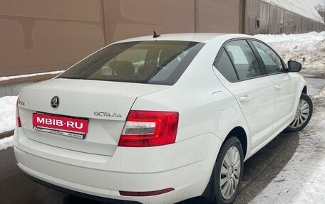 Skoda Octavia, 2019 год, 1 850 000 рублей, 6 фотография