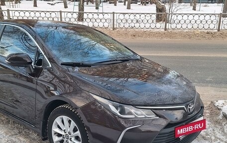 Toyota Corolla, 2019 год, 2 280 000 рублей, 10 фотография