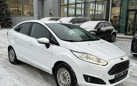 Ford Fiesta, 2015 год, 800 001 рублей, 3 фотография