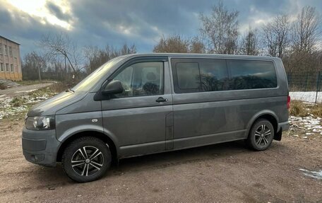 Volkswagen Caravelle T5, 2010 год, 1 700 000 рублей, 5 фотография