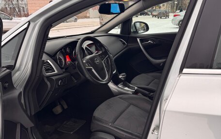 Opel Astra J, 2014 год, 800 000 рублей, 10 фотография