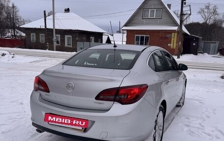 Opel Astra J, 2014 год, 800 000 рублей, 7 фотография