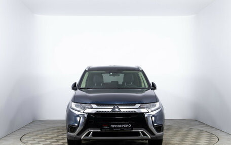 Mitsubishi Outlander III рестайлинг 3, 2019 год, 2 350 000 рублей, 2 фотография