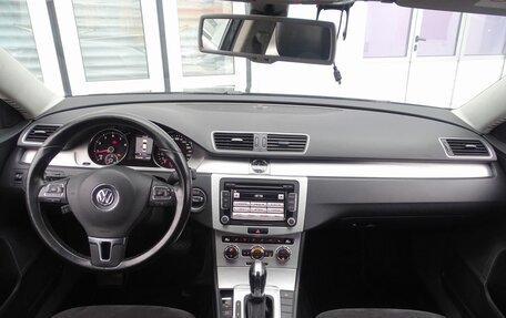 Volkswagen Passat B7, 2011 год, 980 000 рублей, 13 фотография