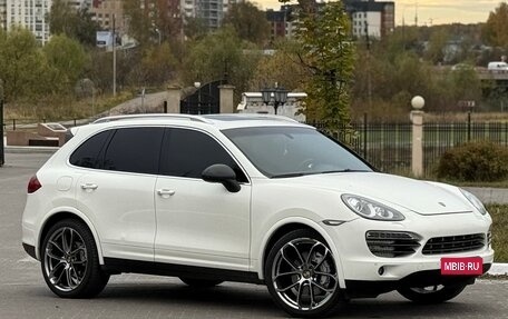 Porsche Cayenne III, 2011 год, 2 000 000 рублей, 1 фотография