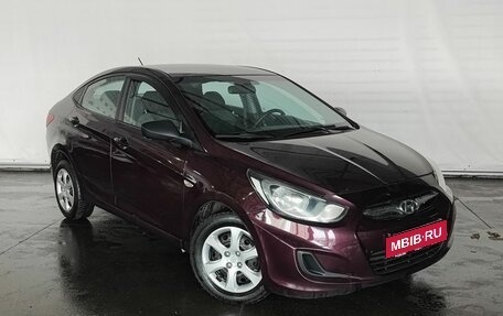 Hyundai Solaris II рестайлинг, 2011 год, 899 000 рублей, 3 фотография