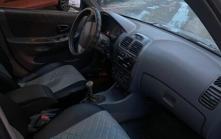 Hyundai Accent II, 2005 год, 315 000 рублей, 4 фотография