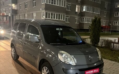 Renault Kangoo II рестайлинг, 2012 год, 850 000 рублей, 1 фотография