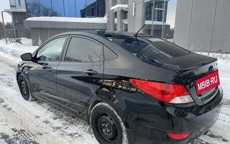 Hyundai Solaris II рестайлинг, 2012 год, 890 000 рублей, 5 фотография