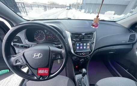 Hyundai Solaris II рестайлинг, 2012 год, 890 000 рублей, 16 фотография